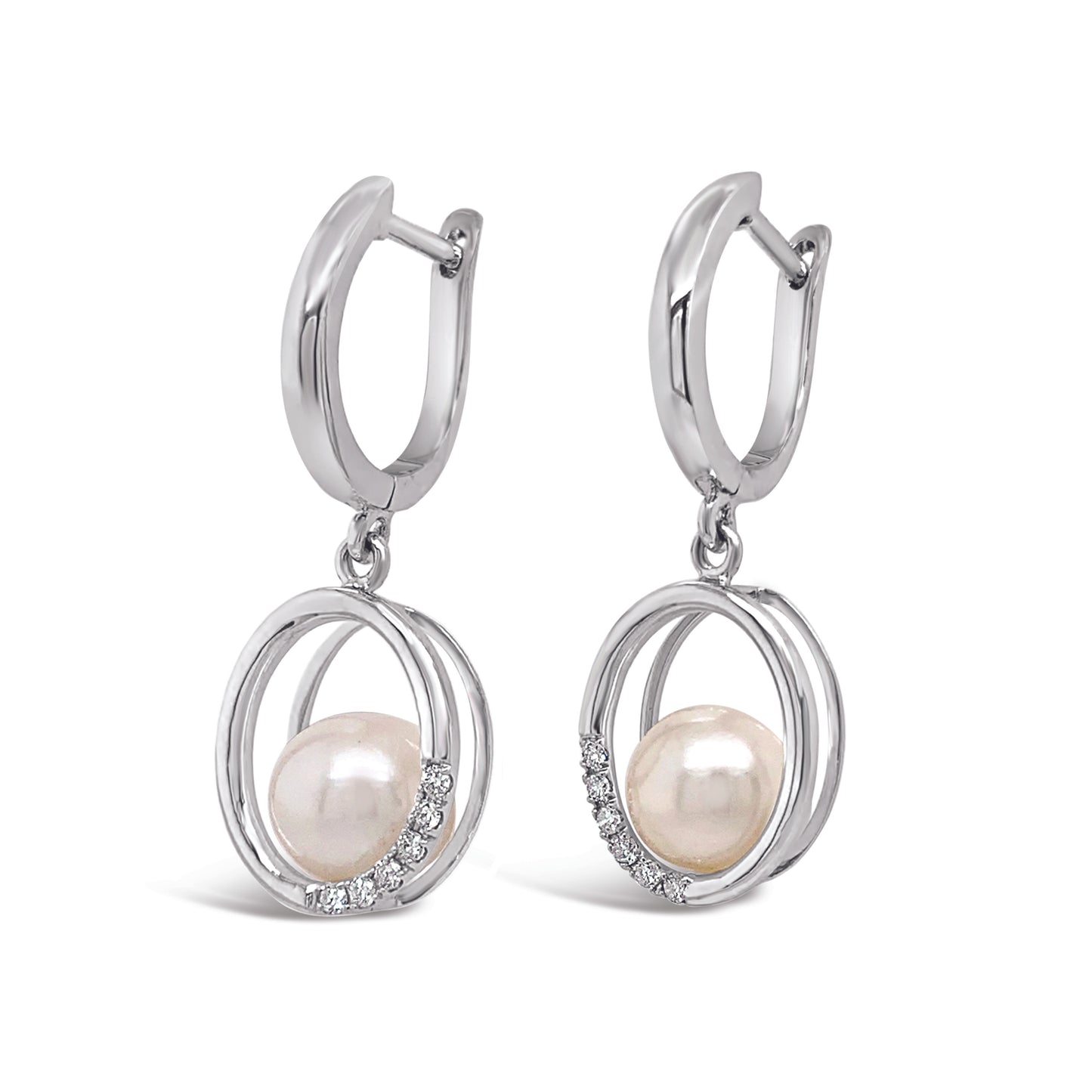 EARRINGS KP-C08 PEARL WHITE SIDE.jpg