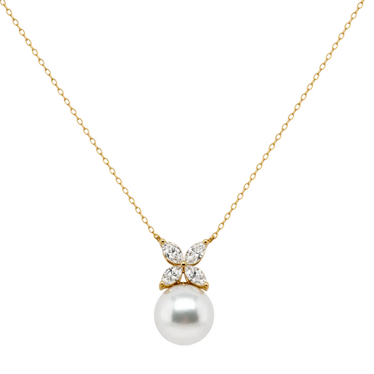18KY 4 Clover Pearl Necklace