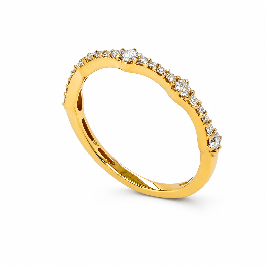 18KY Stackable Big & Small Diamond Band