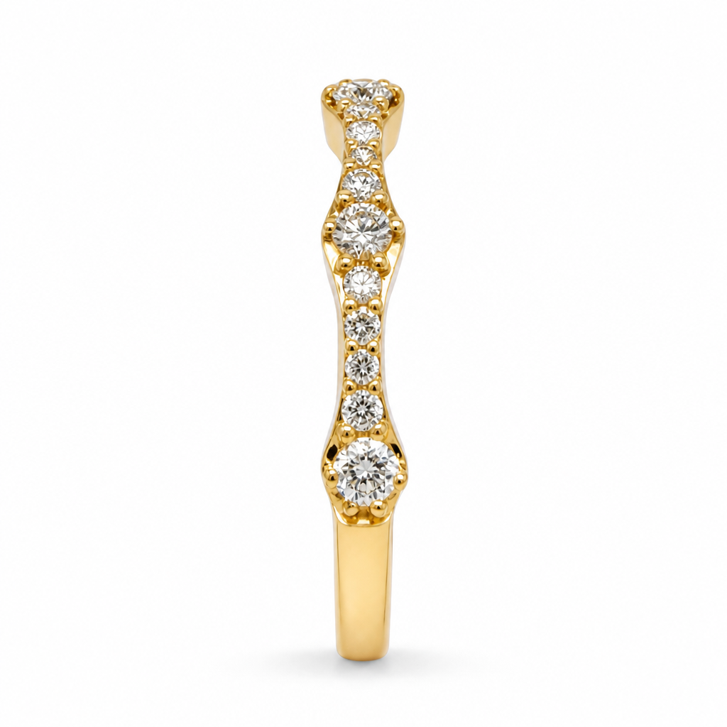18KY Stackable Big & Small Diamond Band