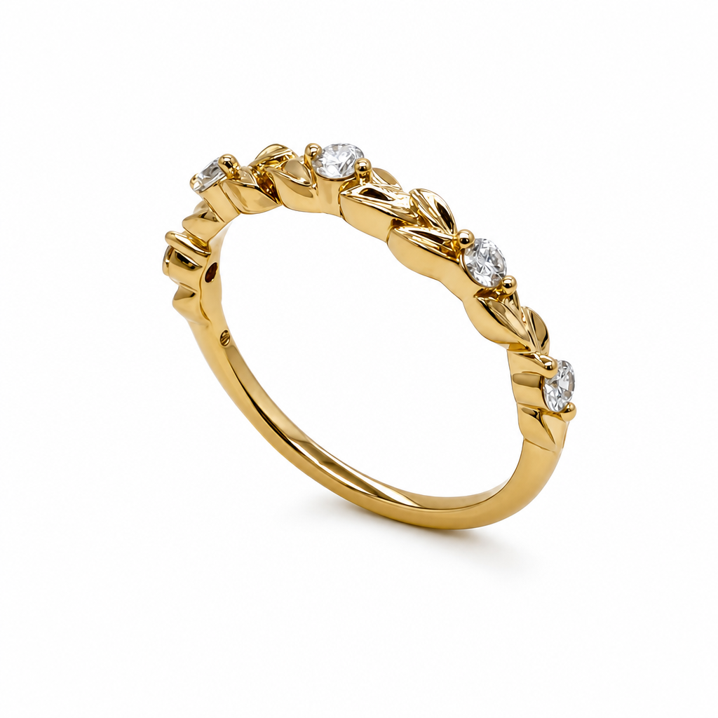 14KY Round Floral Diamond Band